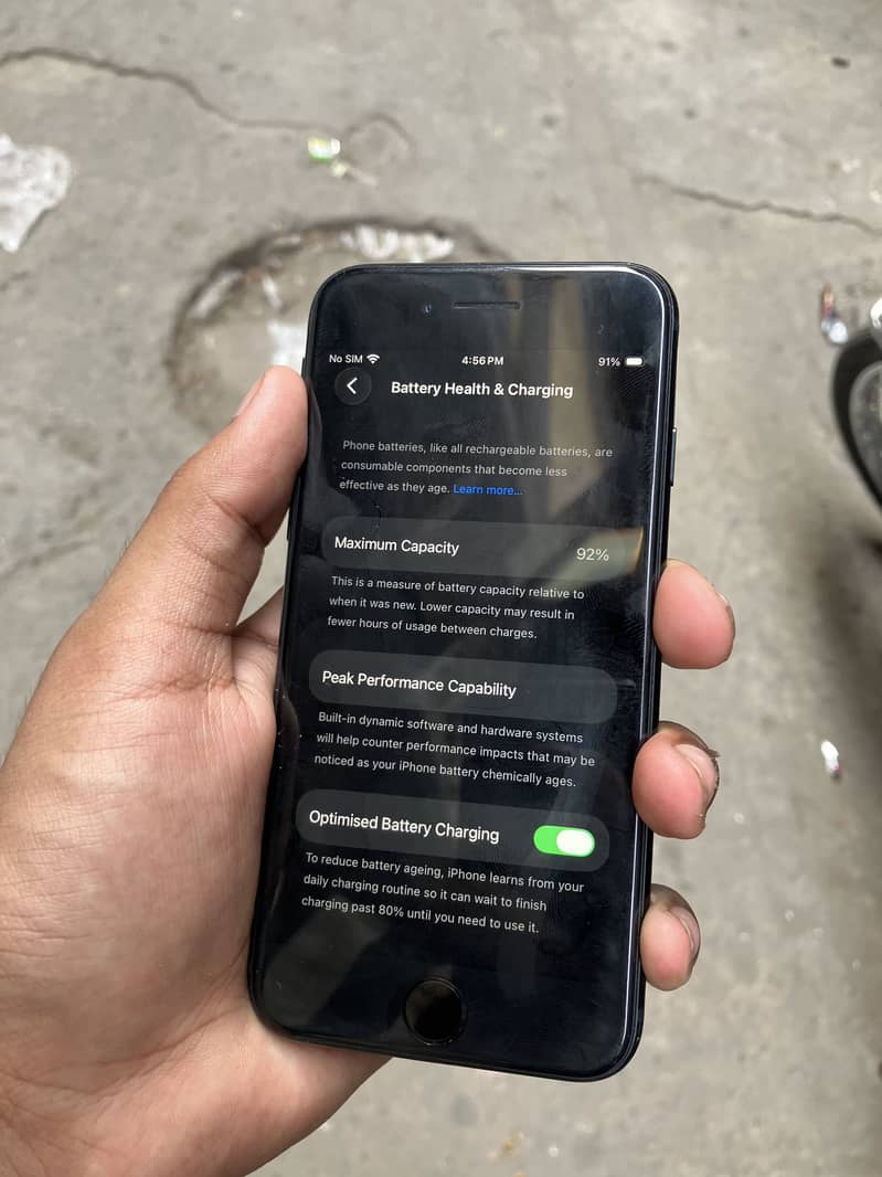 Iphone se 3rd generation 1
