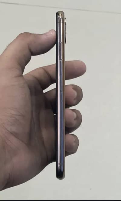 iPhone XS 256 gb official pta approved