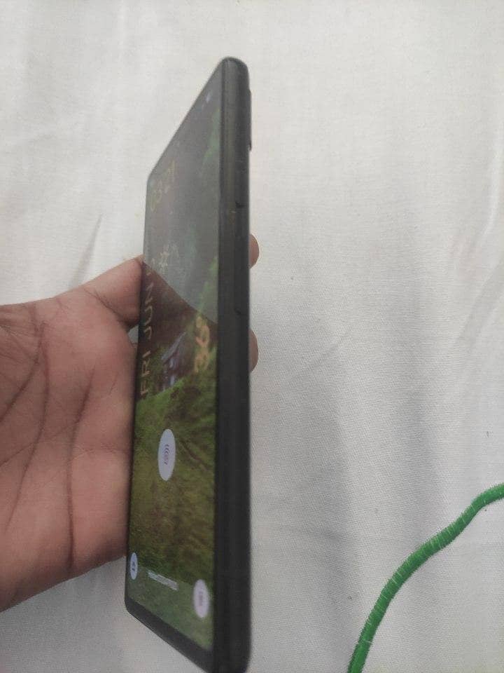 Google Pixel 6a 3