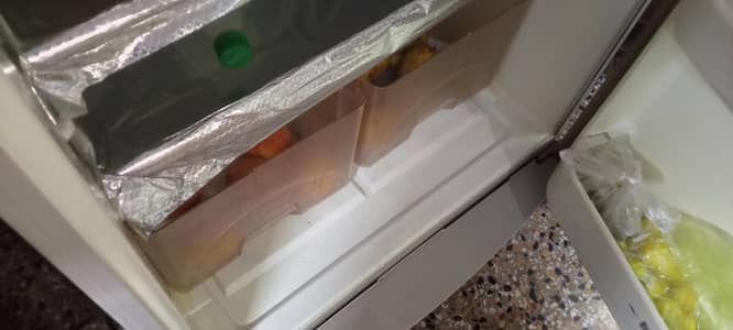 urgent sale Dawlance fridge