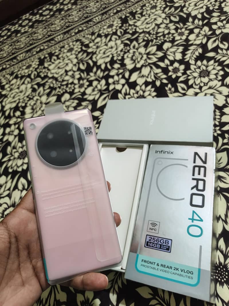 Infinix Zero 40 3