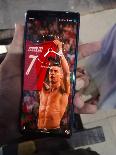 Sony Xperia 5