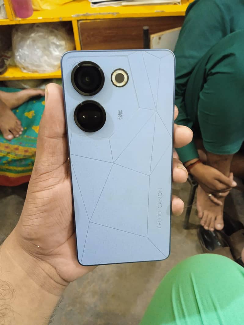 Tecno CAMON 20 0
