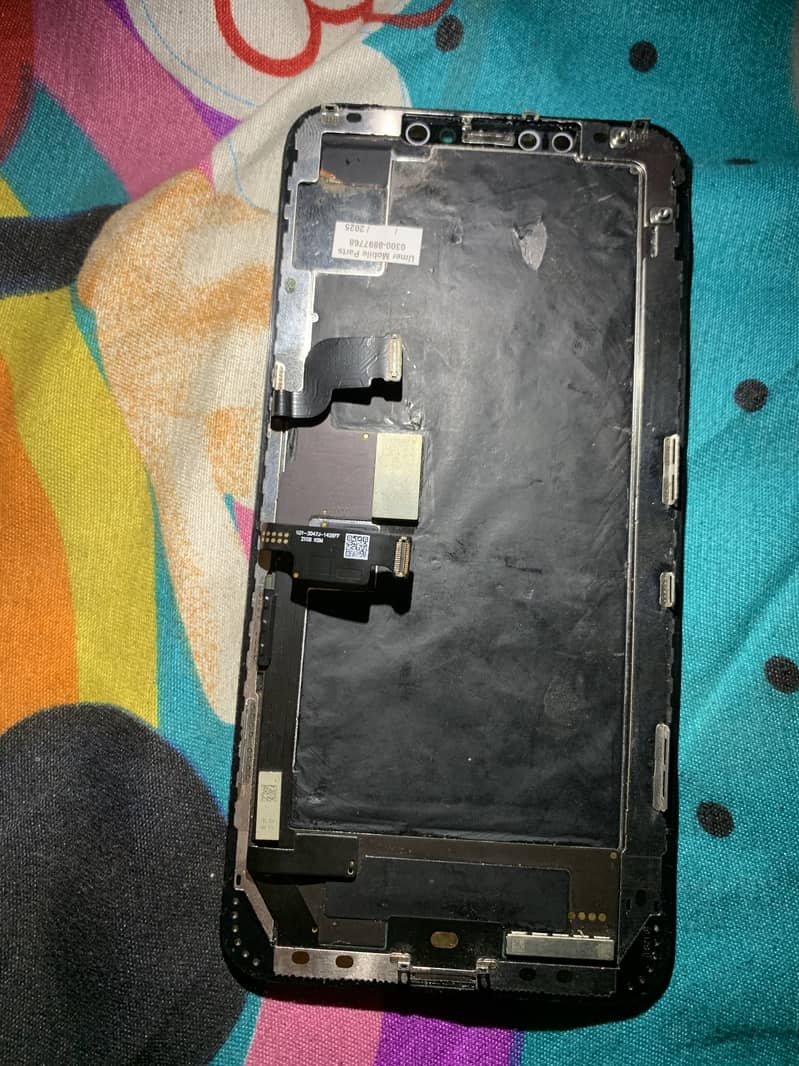 iPhone XS Max panel 3