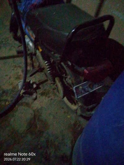 unique ki bike hai 7 8 hazar ka Kam hai 03122279850