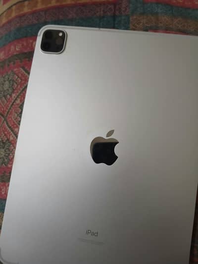 Apple iPad Pro M1 11-Inch 128GB Silver | Like New | With Box & Charger