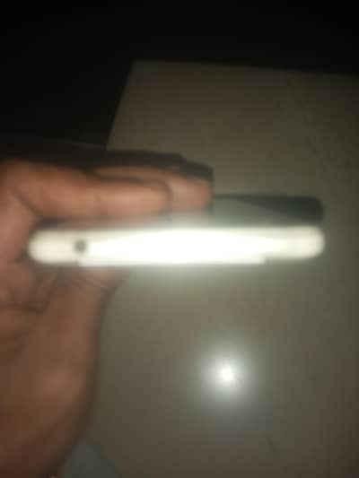OPPO A37