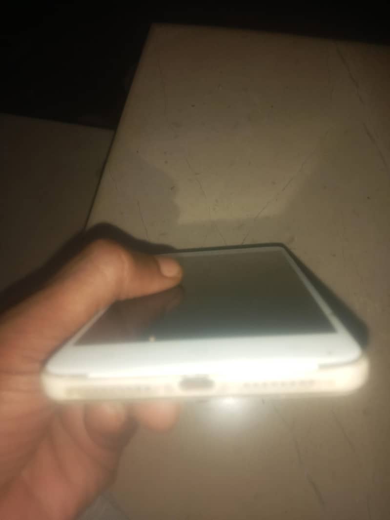 OPPO A37 1