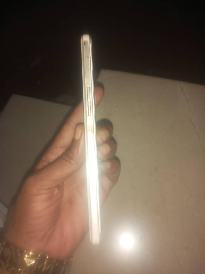 OPPO A37 3
