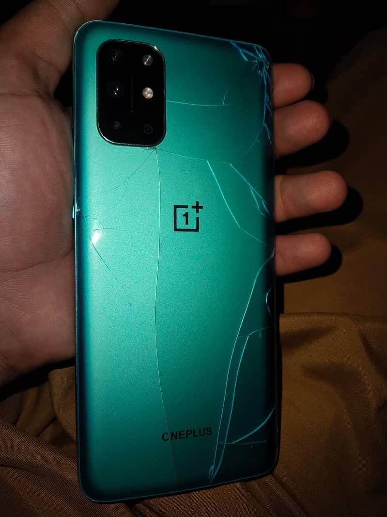 One Plus 8T 1
