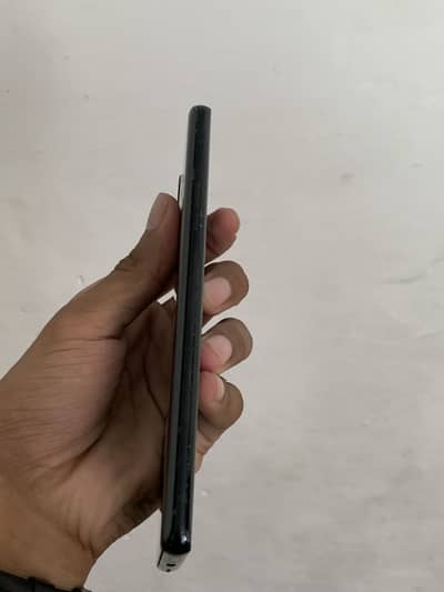 One plus 8 12/256 gb