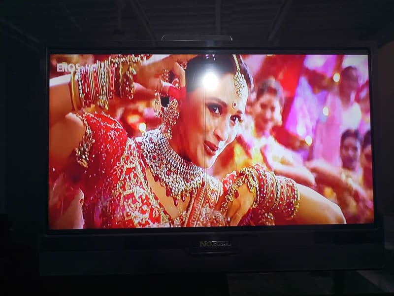 NOBEL LED TV 9