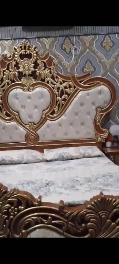 Double bed with side tables