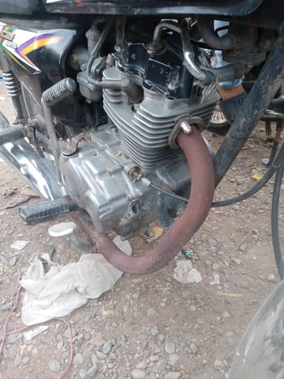 slam mujhe apna Honda 16'model sale krna hai Jo achi condition m hai