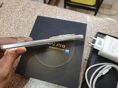 Vivo X200