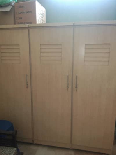 laminetion wardrobe 20000 wats up 0304 2509791