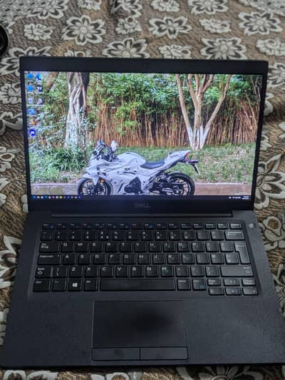 Dell Latitude 7390