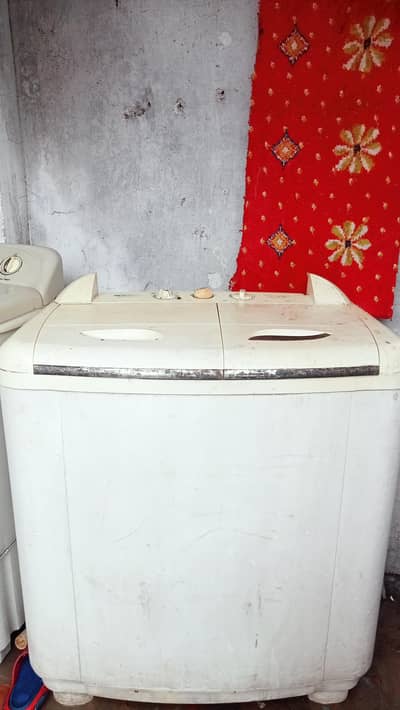 washing machine and spinner