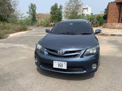 Toyota Corolla Altis 2012