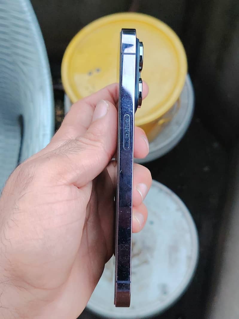 IPHONE 14 Pro 4