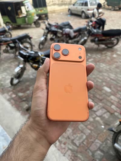 Apple iPhone 17 Pro Max | 256GB | 10/10 Condition | Full Box
