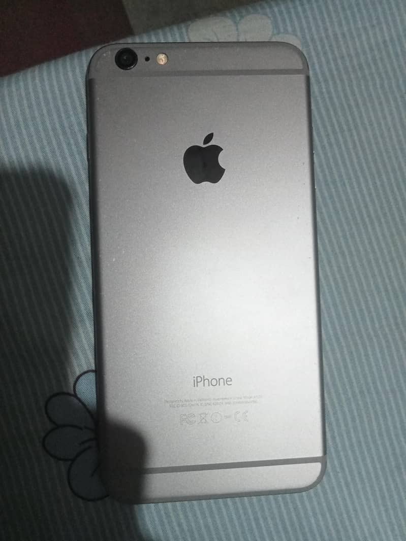 Apple iPhone 6 Plus 0