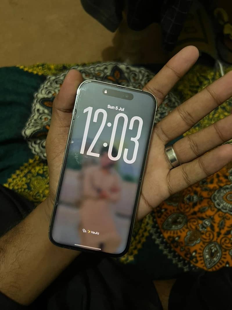 iPhone 14 Pro 4