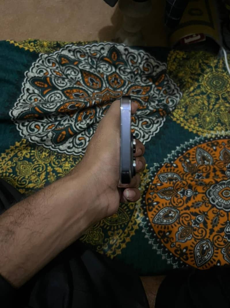 iPhone 14 Pro 5