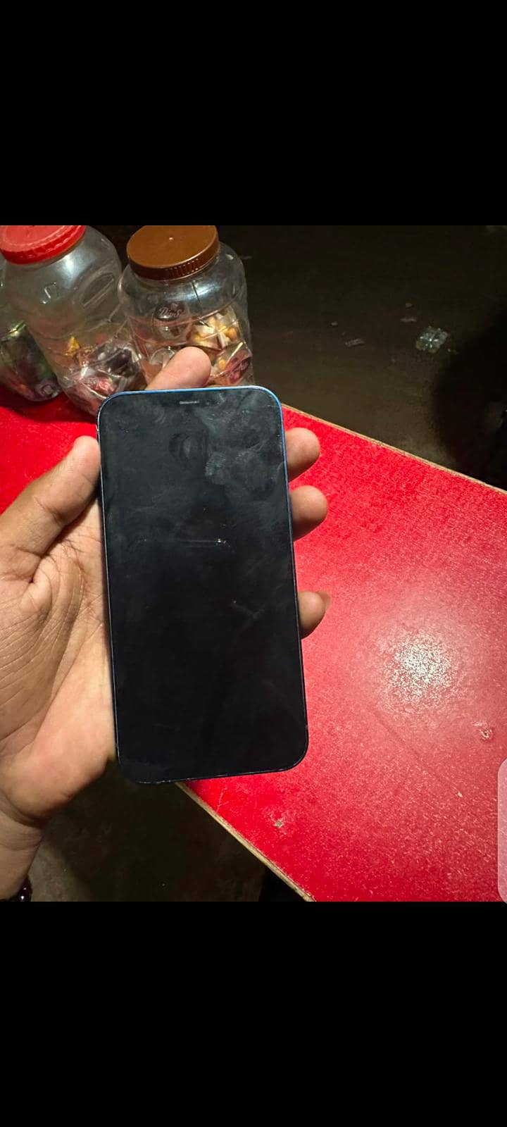 Apple iPhone 12 1
