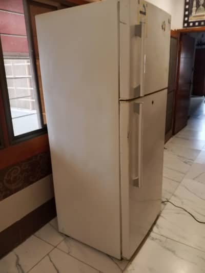 big size Refrigerator / Fridge for Sale