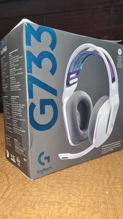 Logitech G733 Wireless Gaming Headset