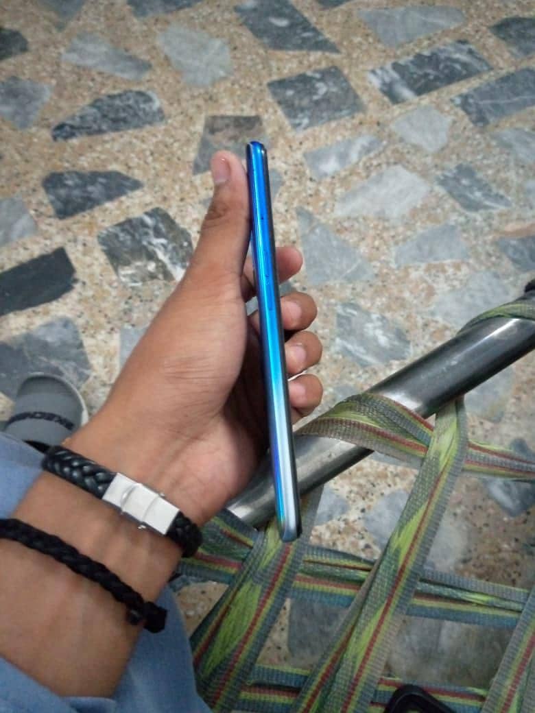 OPPO A54 3