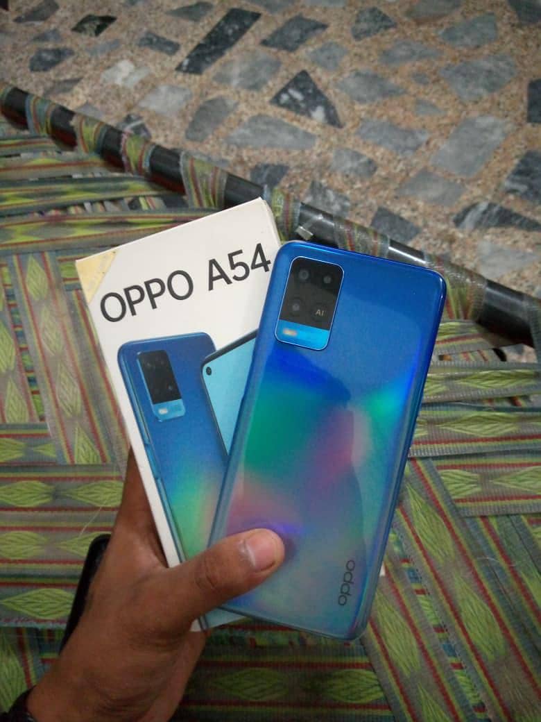 OPPO A54 4