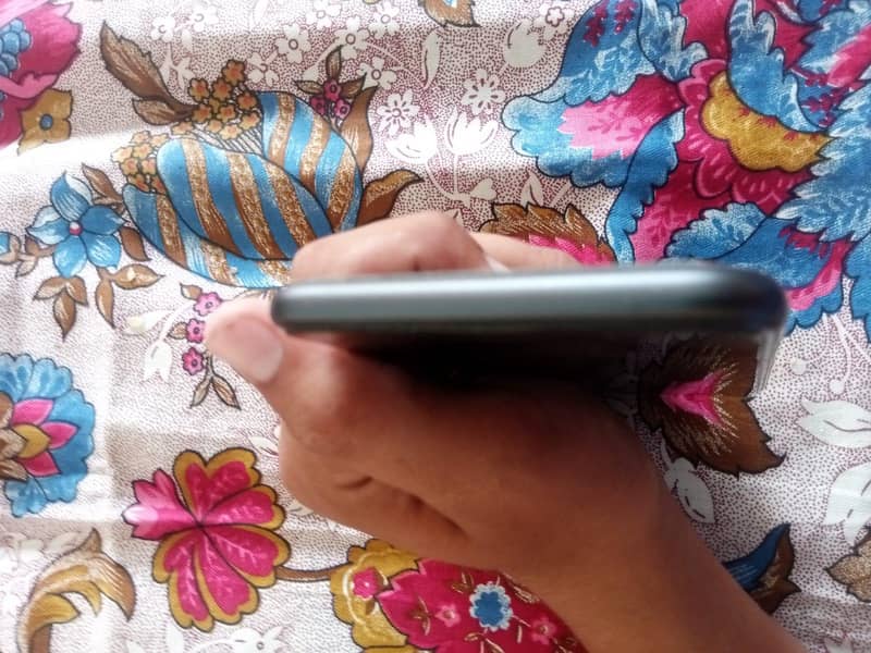 Apple iPhone 8 Plus 1