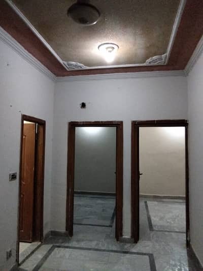 2bed falt available for rent with gas union konsal koral near Ghauri town pahse 5