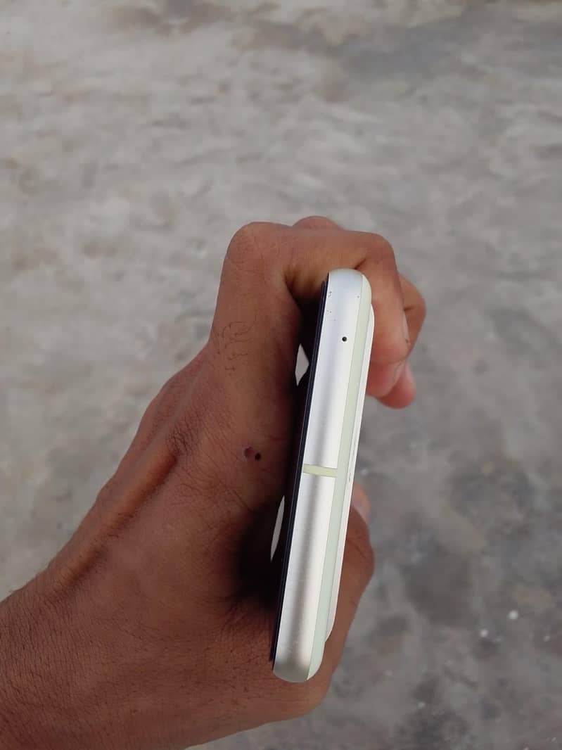 Google Pixel 7 2
