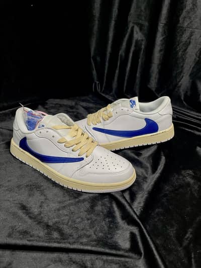 Nike Travis Scott × Air Jordan 1 white blue.  Premium Stock X Quality