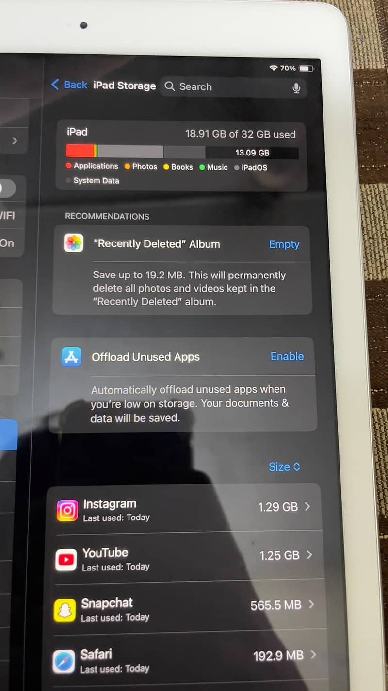 iPad (6th generation) 2