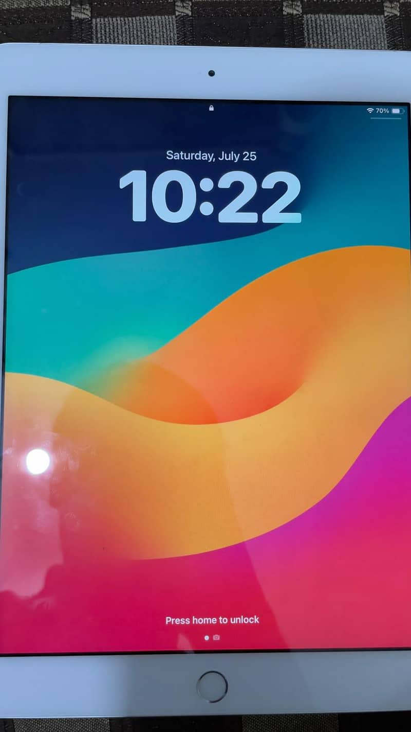 iPad (6th generation) 3