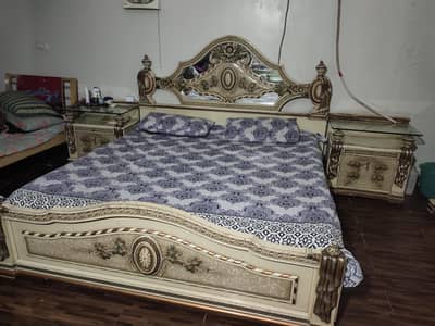 Bedroom furniture set (Bedset, dressing table, cupboard)