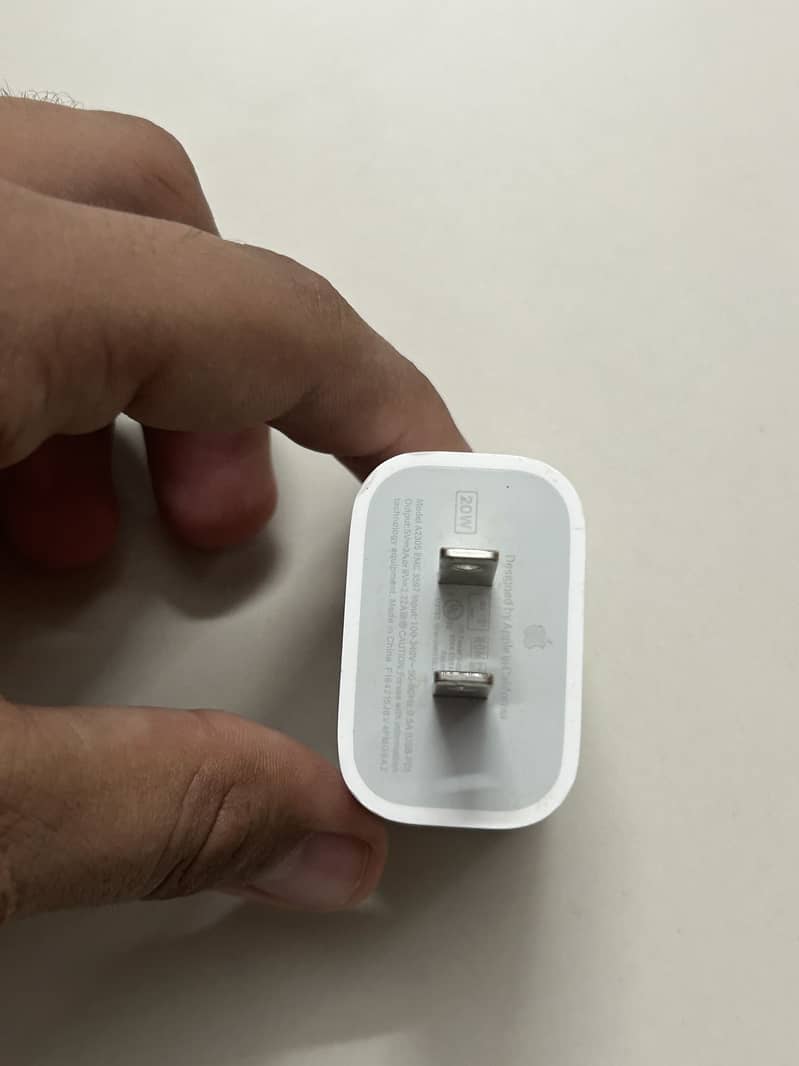 iPhone usb-c adapter 0