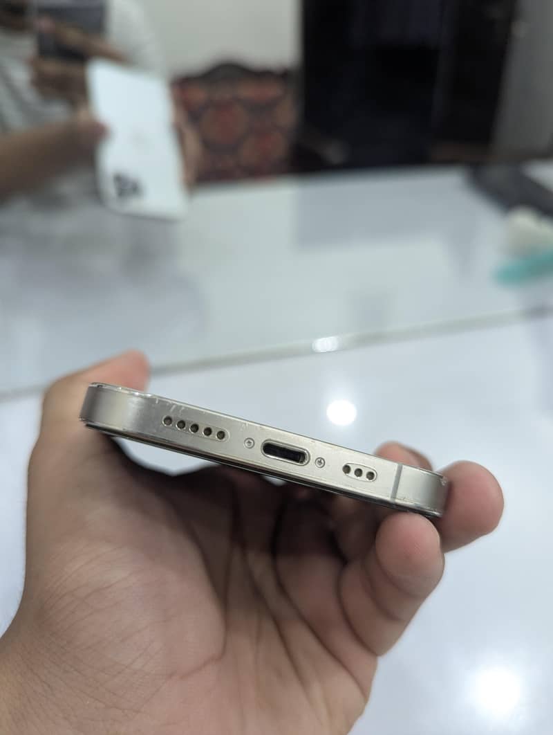 Apple iPhone 12 Pro 2