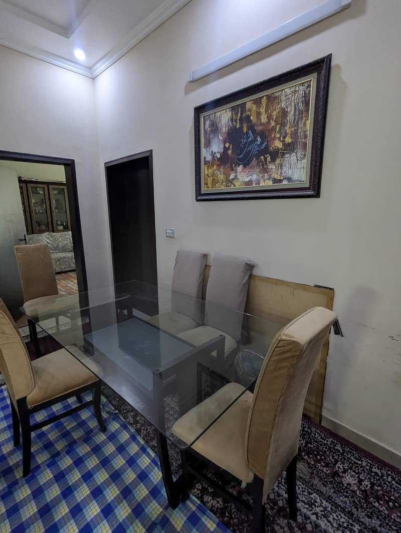 6 seater Dining Table 0