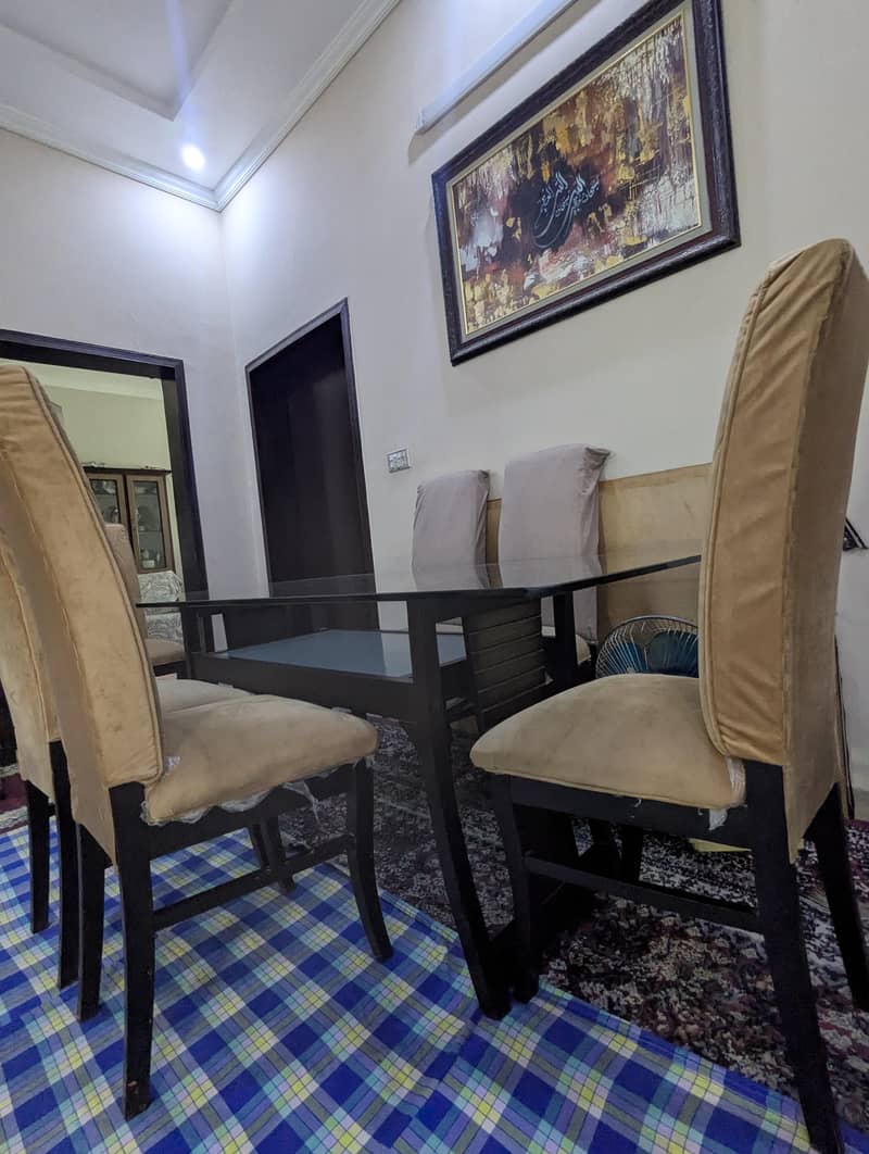 6 seater Dining Table 4