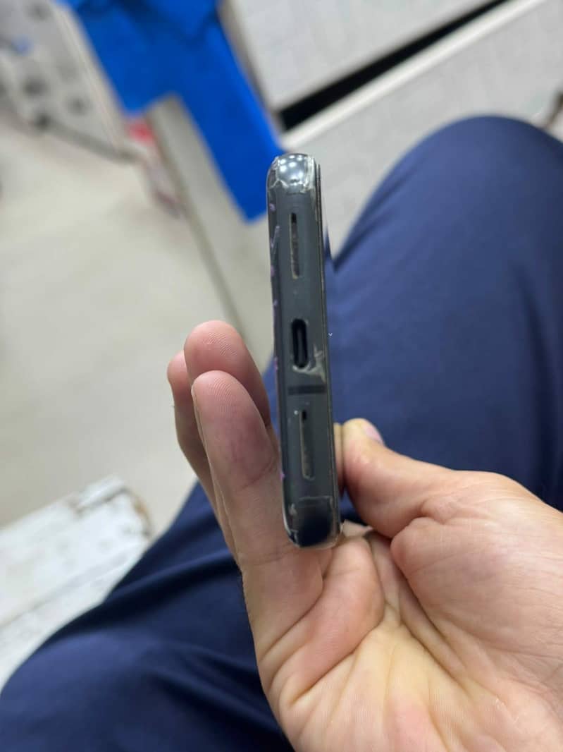 Google Pixel 8 5