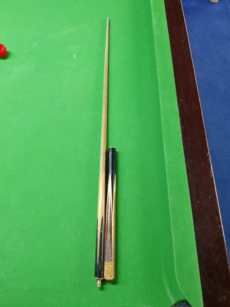 snooker cue 3