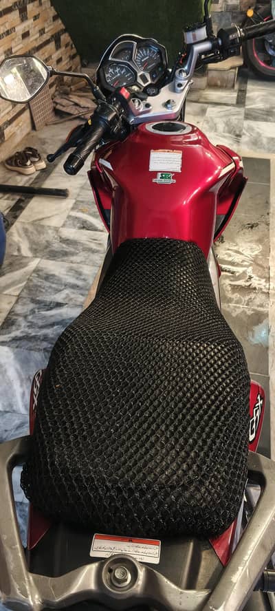 Suzuki 125 Gixxer