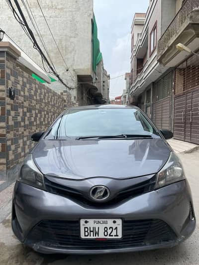 Toyota Vitz 2014