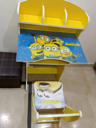 KIDS STUDY TABLE WITH CHAIR
