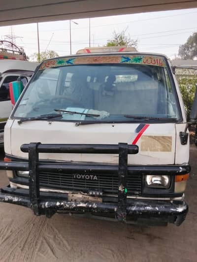 Toyota hilux 1985 peshawar number  03337345078
